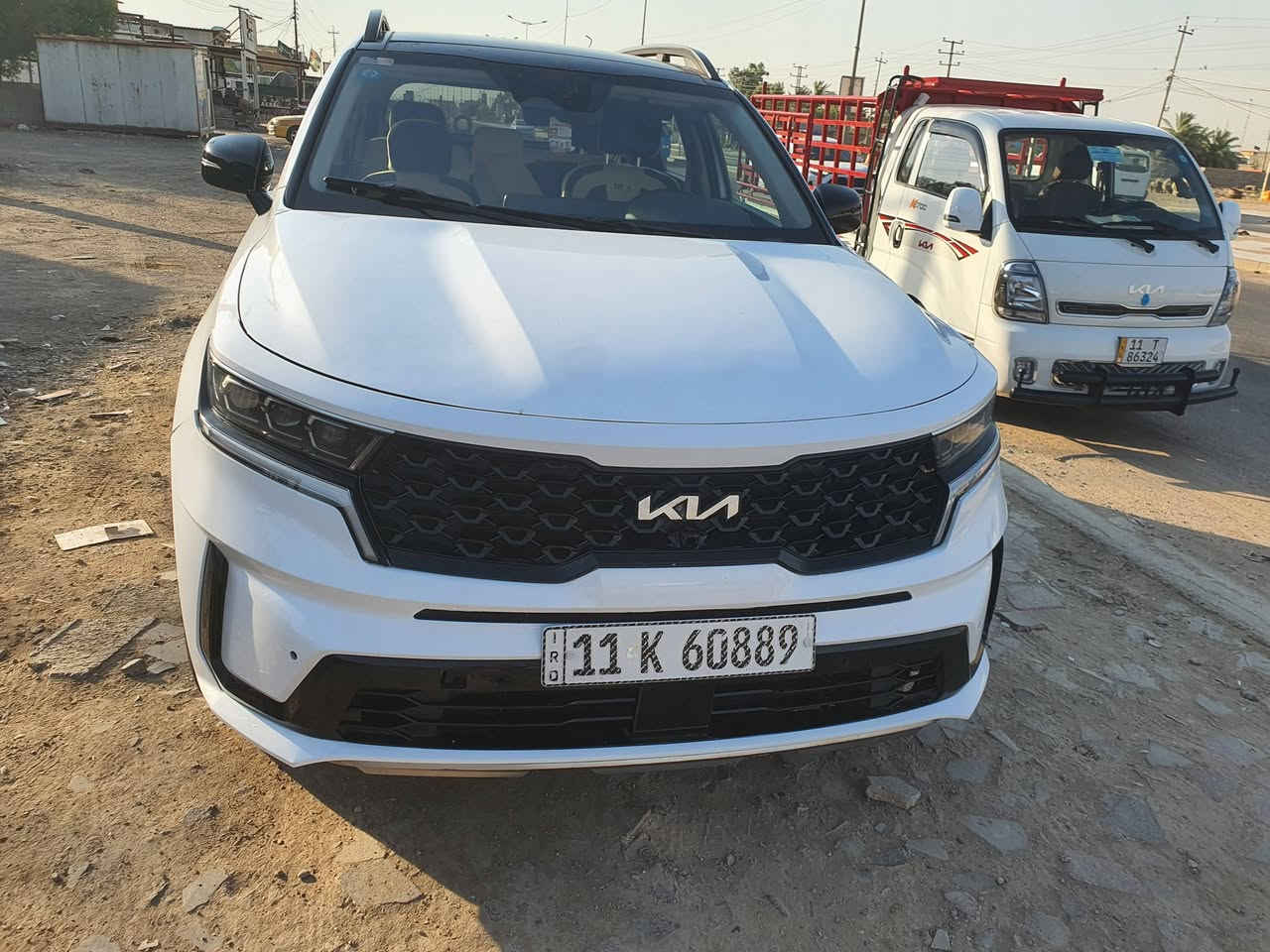 ​🚗 للبيع: كيا سورنتو موديل 2023 فول مواصفات 🚗
النوع والموديل: كيا سورنتو 2023
​اللون: أبيض صدفي
​المحرك: GDI تيربو 2500 سي سي (بني روما)
​المسافة المقطوعة: 45,201 ميل (ما يعادل 72,700 كم تقريباً)
​الرقم: بغداد (رقم ألماني إنجليزي جديد)
​عدد المقاعد: 7 راكب
​✨ المواصفات:
​فول مواصفات (حساسات، رادارات، مثبت سرعة، سلايد روف/بانوراما)
​السيارة كاملة المواصفات ما عدا المرايا (ليست شفط)
​🛠️ حالة البودي (الضرر والصبغ):
​قطعتين صبغ فقط (الجاملغ الأيسر + البنيد)
​💰 السعر: 240 ورقة (24,000 دولار)
​📞 للتواصل والاستفسار، يرجى الاتصال على الرقم:
***********
