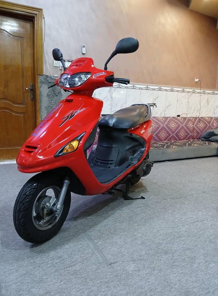 السلام عليكم 
دراجة فراشه فحل ياباني للبيع دراجة مامفتوحه سلف هندر كهربائيات كلها شغاله دراجة جديده مال باله ماصرله هواي من طالعه من الوكيل السعر 600 وبيه مجال الشراي العنوان البصره ابي الخصيب الاستفسار على هذا الرقم 
*********** البصرة, العراق
