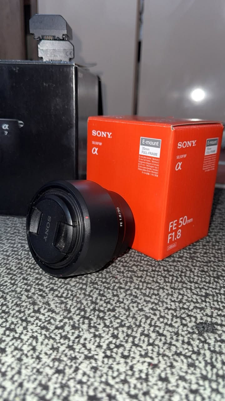 سۆنی مارکی چوار لێنزی ٥٠ ملم کارتۆنو هەمووی ماوە
نرخ ١٣ گەڵا


**إذا كنت صاحب هذا الإعلان وتريد حذفه لأي سبب، رجاءا أرسل رسالة إلى الدعم الفني**