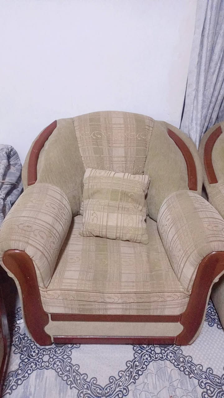 سلام عليكم..
طخم قنفات ٥٠الف.
وكنتور ٧٠الف


**إذا كنت صاحب هذا الإعلان وتريد حذفه لأي سبب، رجاءا أرسل رسالة إلى الدعم الفني**