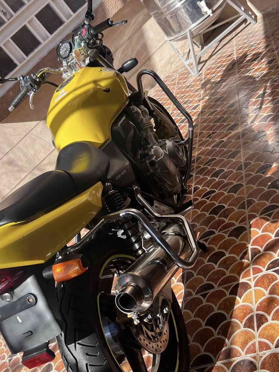 #CB4_سي_بي_فور
#محرك_400_نوزل_حديث_حديث
#الدراجة_بحالة_وكالة
#ماشية_23_الف
#مكفول_كفاله_عامة
#لون_مميز_وكارتون_الدراجه
البيع بالنقد والأقساط 
على مصرف الرافدين فقط📍
منتسبين و موظفين استقطاع إلكتروني 
#ألاستفسار ***********
