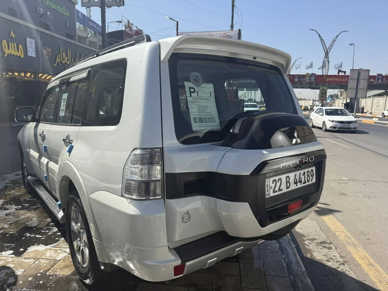 السلام عليكم باجيرو ٢٠١٥ حبتور فول للاخير  كشنات جلد كهرباء بانوراما مري شفط سبعه راكب ثلاث قطع تبريد معروفه مواصفات الحبتور ام الدمام الخلفي مكينه ٣٥٠٠ كير مكينه صدر جاهزه للاخير بيها طخه بخشم الجاملغ الامامي الايسر صبغ جاملغ وشويه مباوكين الباب وااباقي مكفول صدر وتراي جدد مكانها بغداد الغدير مقابل شقق زيونه عارضها ب١٥٣ وبيها مجال ***********
