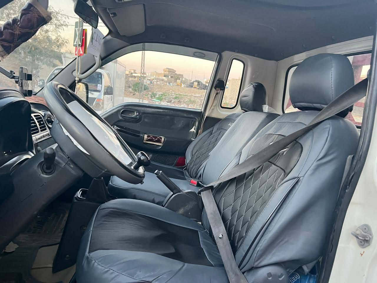 السلام عليكم ورحمة الله وبركاته سياره كية حمل للبيع رقم بغداد موديل 2012 للاستفسار الاتصال على هذا الرقم ***********
