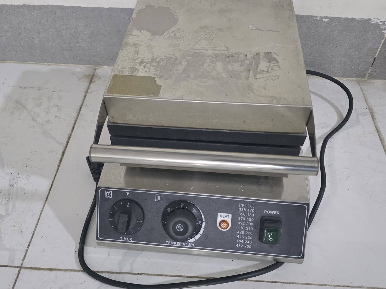 اغراض مقهى للبيع
جهاز كريب صناعي ١٦٠ الف نظيف جدا
جهاز وافل صناعي ١٦٠ الف نظيف جدا
طباخ زنجر وبركر جديد جدا ١٦٠ الف
جهاز عصر فواكه صناعي ٩٠ الف نظيف جدا
طخم خشب مقهى القطعه ٣٠ الف
شاشه tcl فول موصفات انترنت سمارت حجم ٤٢ .. اب ٢٦٠ الف


**إذا كنت صاحب هذا الإعلان وتريد حذفه لأي سبب، رجاءا أرسل رسالة إلى الدعم الفني**