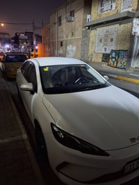 سيل فايف5 لبيع ماشيه ١١الف السيارة نضيفه الرقم بغداد باسمي التحويل ثان...