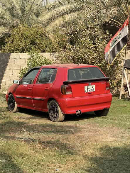 كولف بولو موديل ٩٩ ب اسمي سلايد روف مكينه خير وبركه كيرها معلك ع النمره الثالثه ما وديتها ولا شفت شبيها تمشي ٦٠ صدر تخم تاير عندي الدرايف شفتات تعبانه والدكت مال تبريد بالدشبول واكع تبريدها شغال بس عوزه غاز تزيده شويه يعني شي عله شي سياره مال تعمير وحلوه اني ناوي اعمرها بس توازيت عله فلوس وعرضتها مكاني بالتاجي السعر ٣٠ واسف ع الاطاله 
***********
***********
***********
