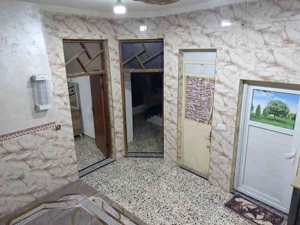 بيت للبيع الزعفرانية دور الصحة الأولى زراعي قرار 25 المنطقة تبليط ومجاري ومي جميع الخدمات موجودة مساحة 117متر ستقبال وغرفتين نوم وصاله ومطبخ وحمام عدد 2 سطح شتايكر البيت طابق واحد جاهز للاستفسار الاتصال على الرقم الموبايل *********** غير متواجد على الفيس بي  واتساب سعره 115 وبي مجال شي قليل
