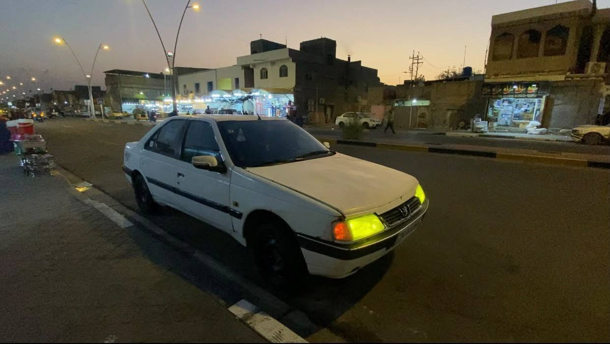 سلام عليكم بيجو 405للبيع موديل 12السيارة بأسمي سنوية للـ31تبريد بس غاز عوزة حدادية80‎%‎كلش حلوة بدي نظيف شوف العين مكينة وكير خير من الله السيارة جاهزة من كلشي كهربائيات كلها شغالة السعر30 وبيها مجال مكاني بصره حي الحسين رقم الهاتف***********
