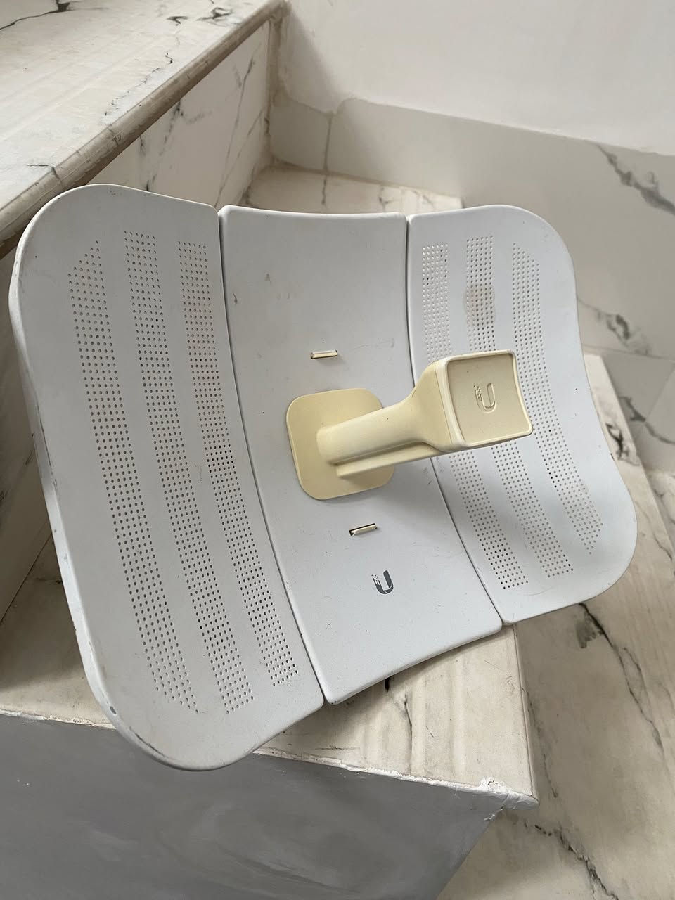 صحن لايت بيم شغال ع فحص وضمان سعره قفل ٢٥ مكاني كوفة شارع المعمل


**إذا كنت صاحب هذا الإعلان وتريد حذفه لأي سبب، رجاءا أرسل رسالة إلى الدعم الفني**