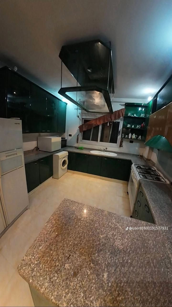 سلام عليكم شركه الجوهره لتنظيف المنازل يتوفر كادر متخصص في تنظيف وتعزيل 
اسعارنه مناسبه سارع في الحجز 
بيتك بيدنه الحجز ولستفسار يرجا مراسله واتساب الهاتف 
***********
