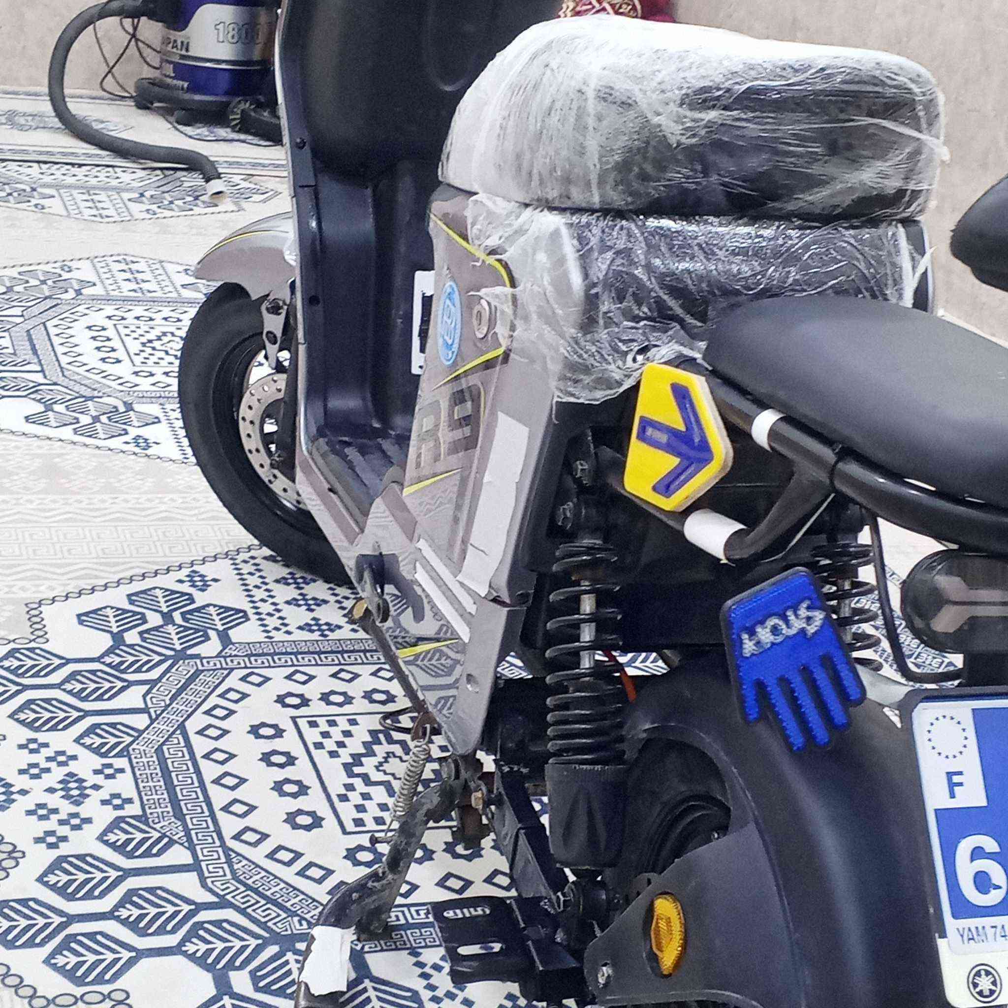 دراجه شحن نوعيتهه. ار 9  مستخدمه كم شهر. جديده ونضيفه جدا عنوان ديوانيه السعر خاص


**إذا كنت صاحب هذا الإعلان وتريد حذفه لأي سبب، رجاءا أرسل رسالة إلى الدعم الفني**