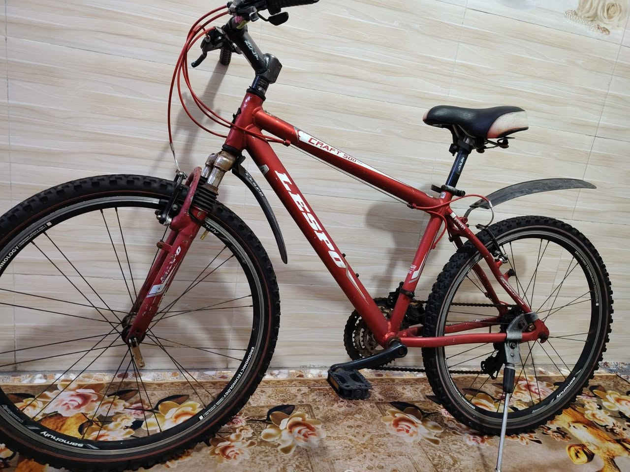 دراجه جبلي نوع LESPO  

معدن فافون 

دبل شغال

كير سحب دفع 3  امامي 7 خلفي 

السعر  100 وبي مجال 

العنوان بغداد حبيبيه  الرقم الهاتف  ***********
