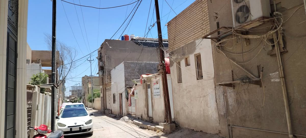 فبيت للبيع طابو صرف 208 متر في منطقة مصطفى راغب طابقين نظيف جداً جاهز للسكن استلام مباشر ✅
༺༻༺༻

السعر.... الاتصال على الرقم ***********

#طابو_صرف بيت حر مامطلوب تحويل مباشر ☑️ 

#الموقع شارع 40 قرب فلكة زلاطيمو
الفرع مقابيل حلويات السمؤول
 في جوار عمارة حسين الفلوجي  ✅  

༺༻༺༻༺༻
البيت مكون من 3 مشتملات 
༺༻༺༻༺༻༺༻
#البيت نظيف جداً جاهز للسكن بدون نقص ✅

༺༻༺༻༺

*********** واتساب
***********واتساب
