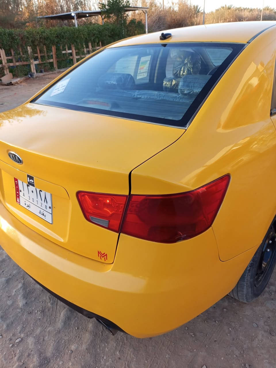 فورتي ٢٠١٣ رقم بغداد للبيع. سياره تخم تأثير مصفره هيه وغرامات  حلوه ونضيفه. ليبل واحد بيه ضرر جاملغ امامي وضربه زغيره يم قبق البنزين. ضربه خارجيه. تبريد. شغال. ستيرن كهرباء  سعره ٨٥  السياره موجوده بابل جبله ت ***********
