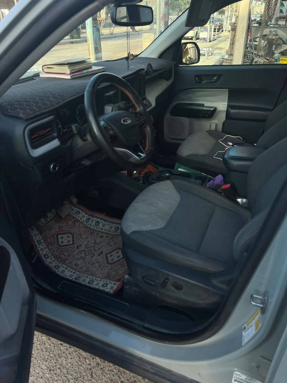 مافرك 23  XLT صبغ فقط نصف الباب الخلفي طخة خفيفة‏ وبارد يم البك لايت سيارة باسمي السعر 196 $ وبيه شوية مجال  ‪***********‬‏
