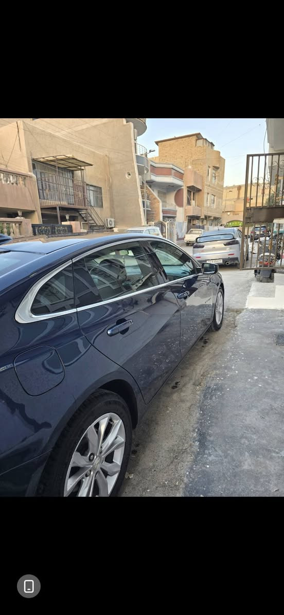 السلام عليكم سياره شوفر ماليبو الفئه LT حجم المحرك 1.500 سي سي موديل 2020 السياره بسمي رقم اربيل ضرره تبديل قبغ جنطه أصلي وصبغ جاملغ  الامامي عكس السايق والجاملغ الخلفي بي كد شبر صبغ بدون دواخل البجم كبس السياره نضيفه وستخدام شخصي كير مكفول مكينه مكفوله تبريد شغال صدر امامي خلفي جديد مواصفات السياره شاشه كار بلي تحكمات بالستيرن الكشنات الاماميه ندفئه كشن السايق بالكامل كهرباء كامراه خلفيه اتو ستوب مانع الانزلاق السياره ماشيه 100km السعر المطلوب 127 وبيه مجال قليل حك الجيه وهذا رقمي ***********
