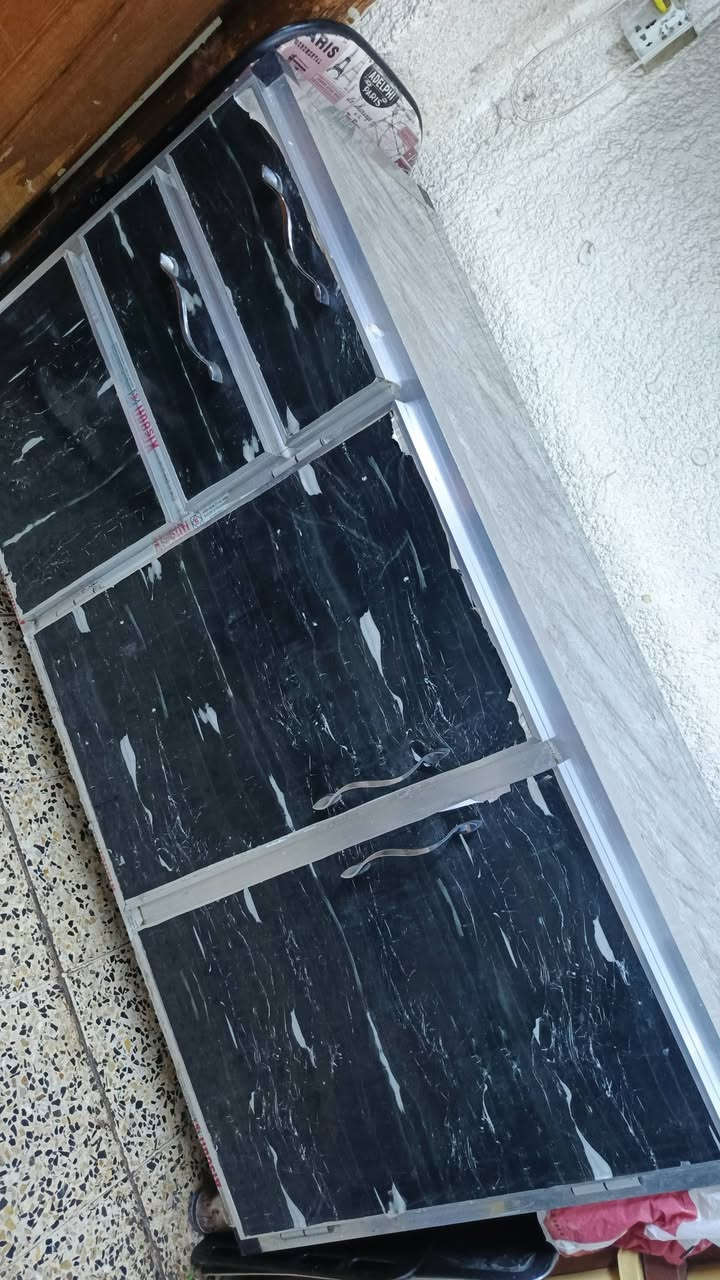 كاونتر للبيع نضيف كلشي مابيهة


**إذا كنت صاحب هذا الإعلان وتريد حذفه لأي سبب، رجاءا أرسل رسالة إلى الدعم الفني**