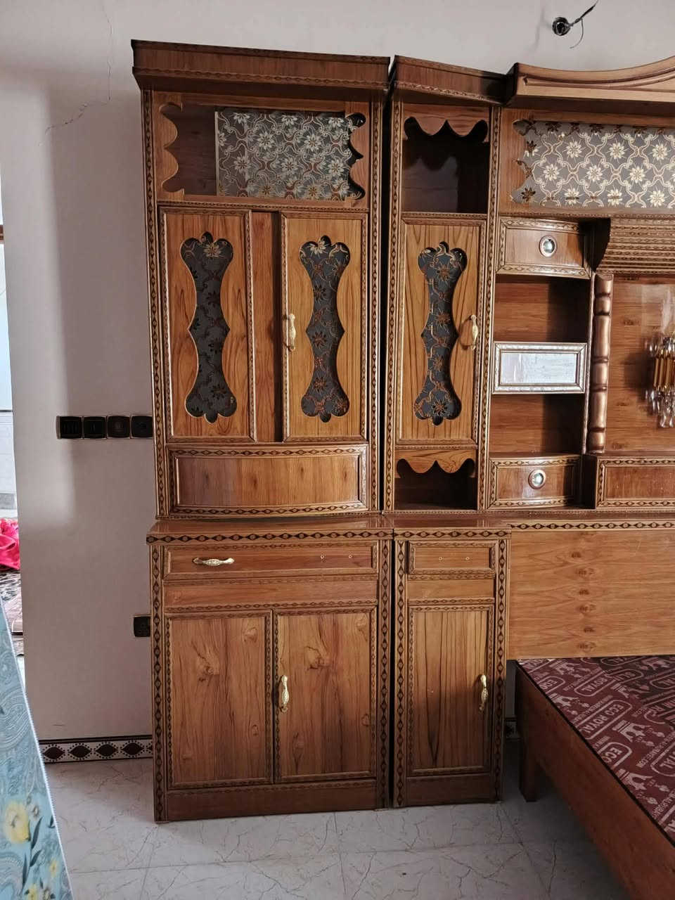 غرفة خشاب للبيع
جديدة ما مستخدمه
٥ قطع - عراقي
نضافة ١٠٠%
الموقع : عامرية الفلوجة 
***********
