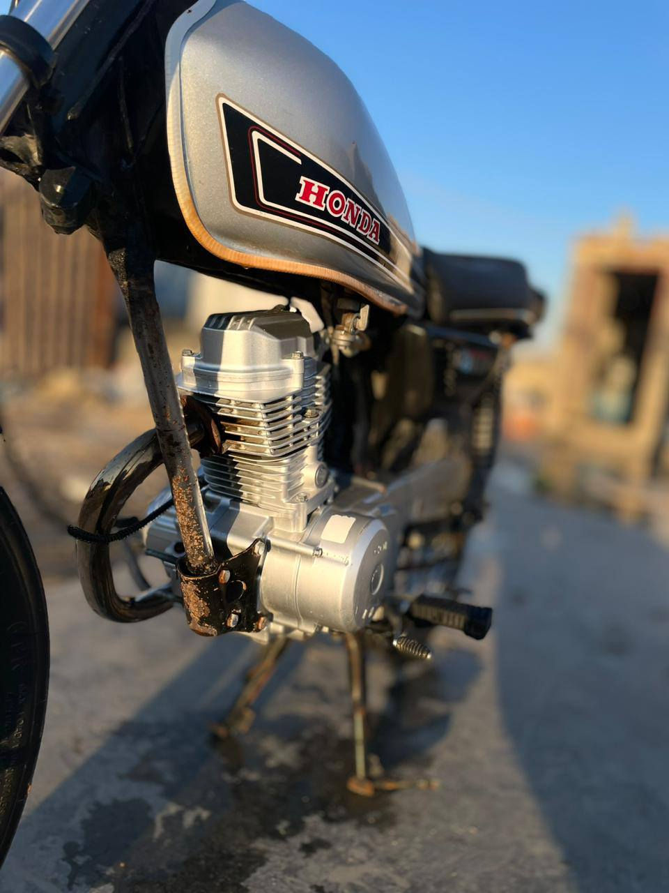 سلام عليكم موطور للبيع ويرهم مراوس مكان بابل محاويل سعره 500وبيه مجال قليل اوراق اصولي خاص مفتوح رقمي ***********
