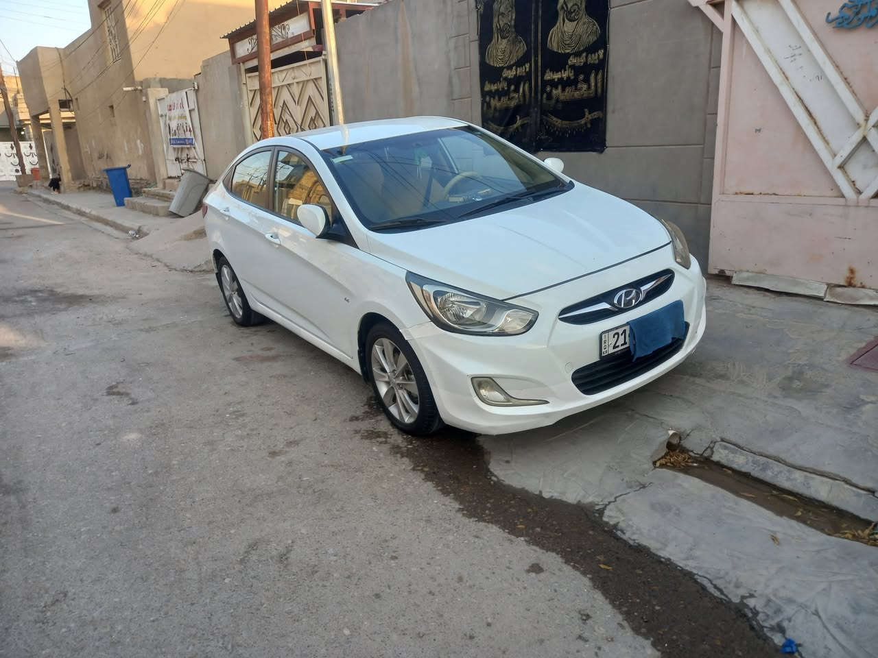 هونداي اكسنت موديل 12 رقم جديد شمالي السونار موجود في الصور 
العنوان واسط عزيزيه للتواصل 
***********
