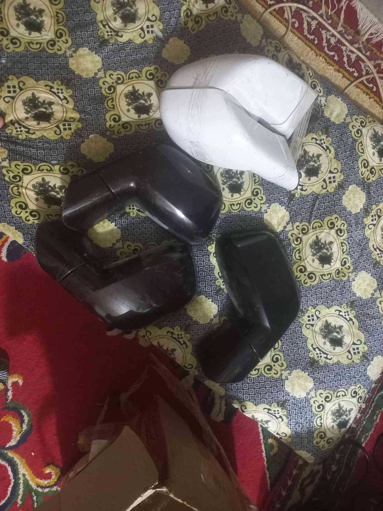 متوفره جميع قطع غيار شوفرليت اورلاندو  مكاني نجف رقم الموبايل ***********
