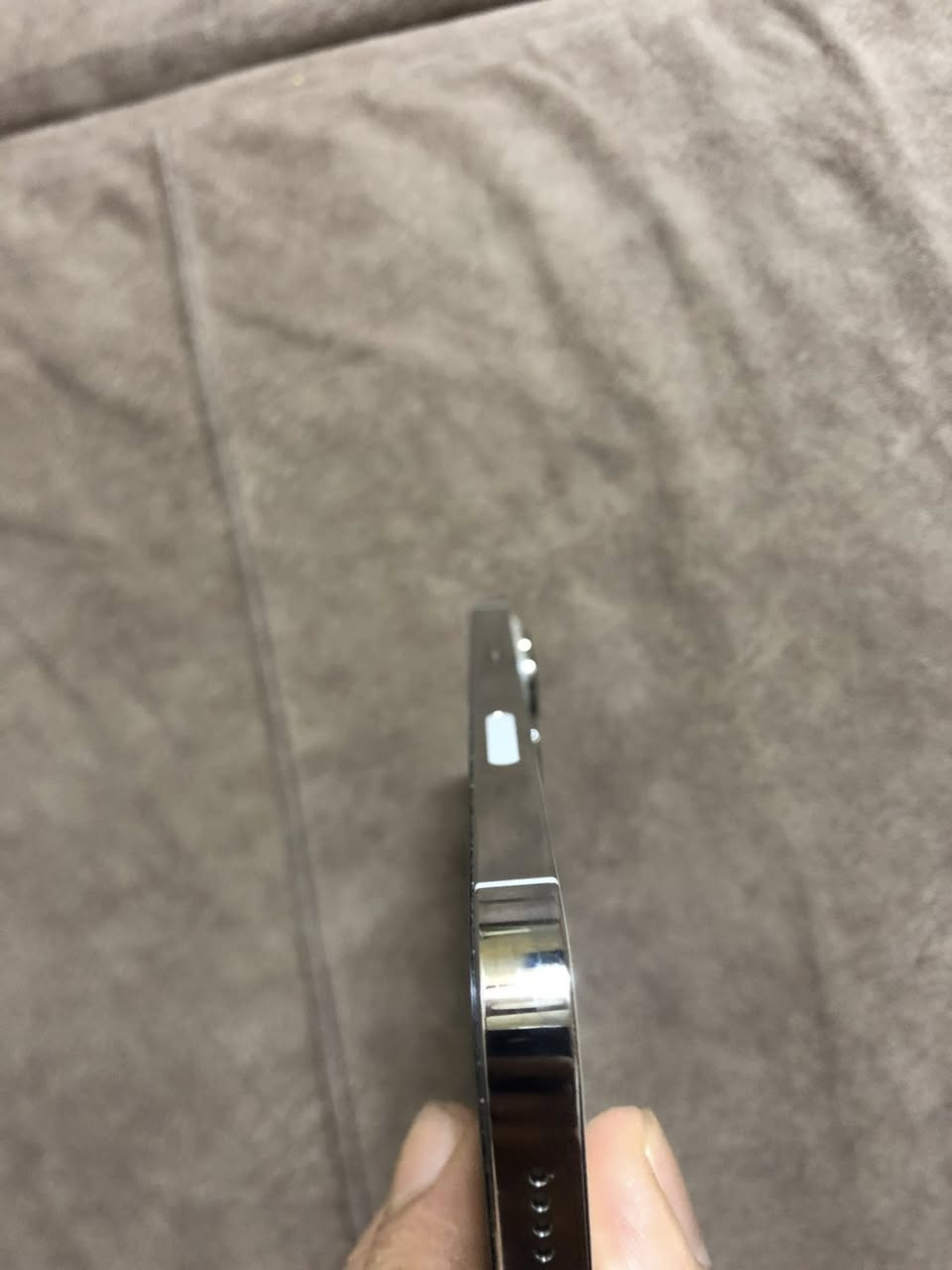 سلام وعليكم 

ايفون 13 برو ماكس 

ذاكره 128

بطاريه 97

مابي شي مبدل بس بطاريه مصعده الباقي شرط 

السعر 650

مكاني موصل جانب الايمن 

***********
