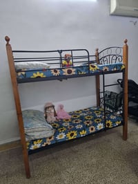 سرير طابقين • ماليزي • مع دواشك