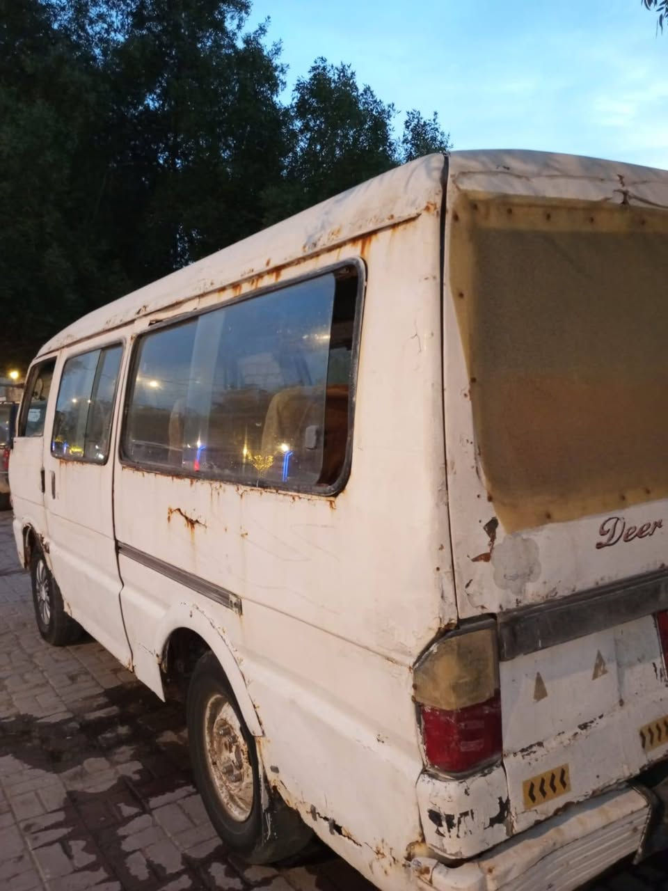 مازدا ياباني موديل 1995 للأستفسار الاتصال على الرقم او مراسلة في الواتساب ***********
