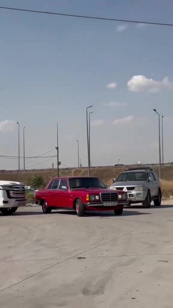 مارسدس ١٩٨٤
گیر محرک بطه
٣قطح سبوخ بدون دواخل
سحر ٧٢مجال
*********** اربيل
