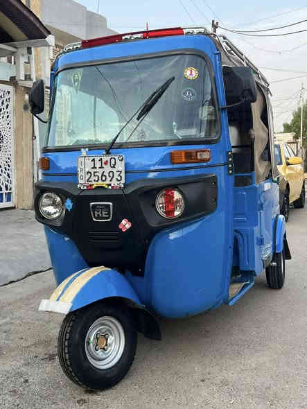 شباب تكتك للبيع موديل 22 داخلة23 كنر مضلع كفالة عامة ماعدة طخة ومعمرة  تكتك فول نضافة معنى كلمة رقمً وسنوية وهزة جديدة ماتعبك مكان بغداد زعفرانية سعر خاص او اتصال
***********
