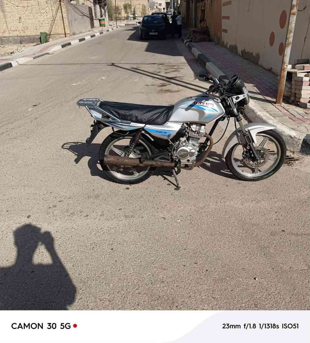 دايوان عضم 19كلك دراجة نقصهة كهربائيات ولا طكة سعر قفل 400شراي يخابر علفيس مامتواجد ***********
