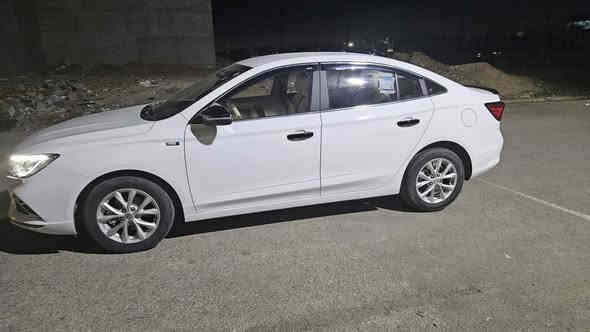 ئيمجي 5 2024 كومفورت شاشة بصمه زمان شريكه ١٢٠٠٠دوانزه هه زار رؤيشتيه هيجي نيه زور خاوينه  واتس اب ***********.  *********** هه ولير  اربيل أربيل
