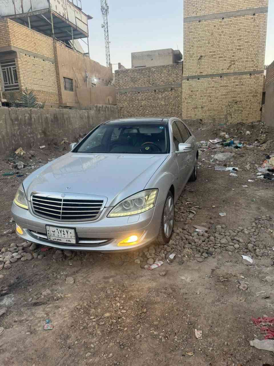 سلام عليكم مارسدس s 350 لارج خليجي كفاله عامه بدون صبغ بدون حادث فقط قبق جنطه مبدل ونفس لون سياره بانوراما كشنات جلد كهرباء حساسات خلفي امامي كامره بلاديه بيبان شفط مري شفط مكينه كير كفاله عليها سيرفس كامل بدون مصرف موديل 2008 ماشيه217 الف عنوان بغداد سبع البور ***********  ***********
