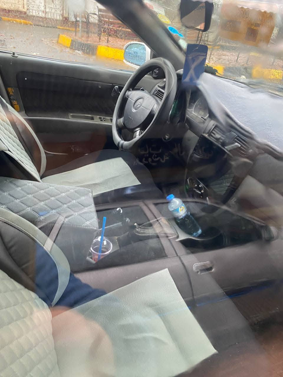 2004
كير ومحرك شرط شرط
سنويه لل28 
بيها قطعه وحده صبغ 
الجاملغ اليمين 
60 وبيها مجال قليل
اتصال. 0772 534 5473
