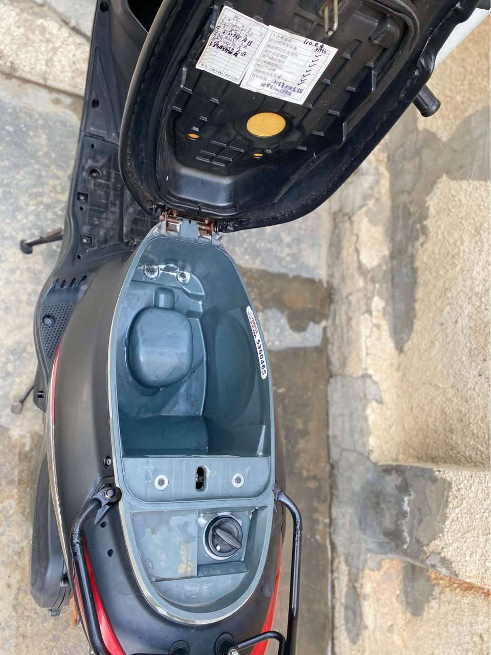 سلام عليكم دراجة بغبغاء دراجة حلوه وخير من الله نكرة سلف بكل وقت مكينة مكفولة من الفتح كهربائيات كله شغاله نقصه فقط قمجي مال عداد كيلو متر السعر 1250 او مراوس بي سي اكس جيل اول ونضيفة كون
مكاني بغداد ساحه عدن الرقم *********** فقط واتساب 
ملاحظة بدون الرقم بدون الرقم فقط مكاتبه بغداد, العراق
