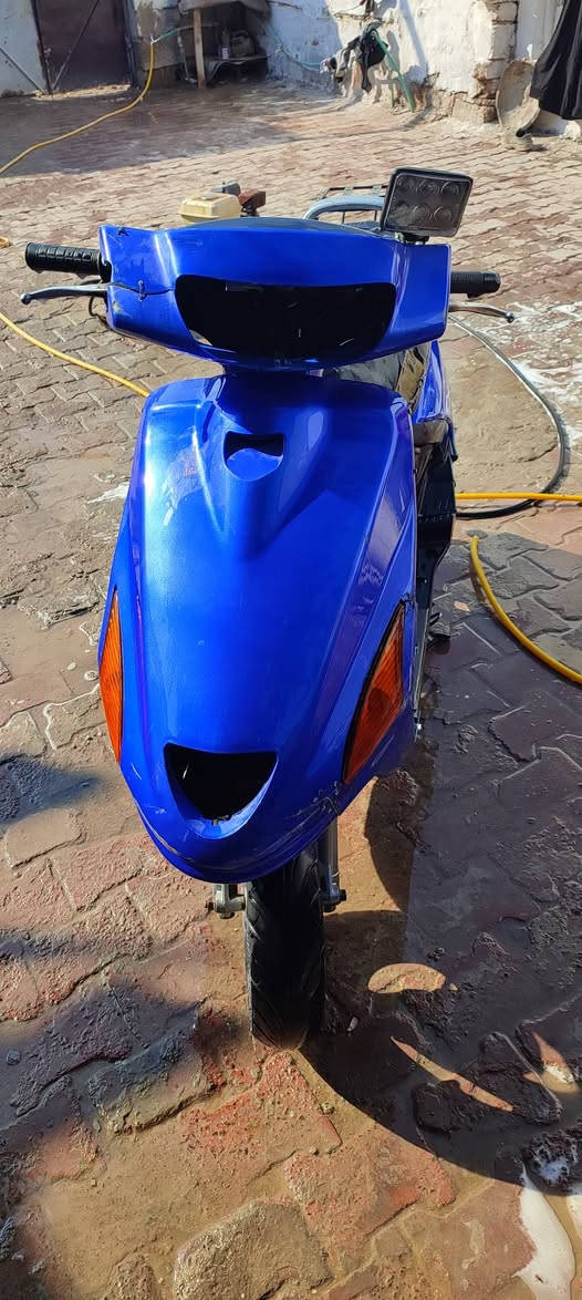 سلام عليكم فراشه البيه مانقصه اي شي شغله كلشي مكاني كوفه شارع معمل السم والسعر 450وبيه مجال ومامفتوحه محرك جديد ***********
