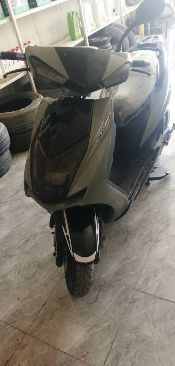 السلام عليكم دراجه سكنس صيني محرك ياباني موديل ٢٠٢٢ دراجه كامله تجفيت جديد السعر ٤٠٠ وبيه مجال الاستفسار ***********
