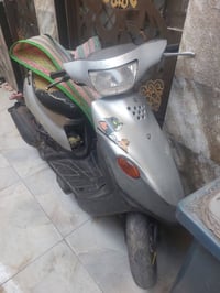 دراجه 60  كلشي شغال سعر 150 وبيها مجال  مكان الخطيب الزراعي 0781880528...