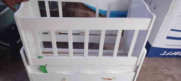 كاروك للبيع شغال بي نقص ارضيه مناسب سعره 20 مكانه نجف حي الرحمه رقم الموبايل ***********
