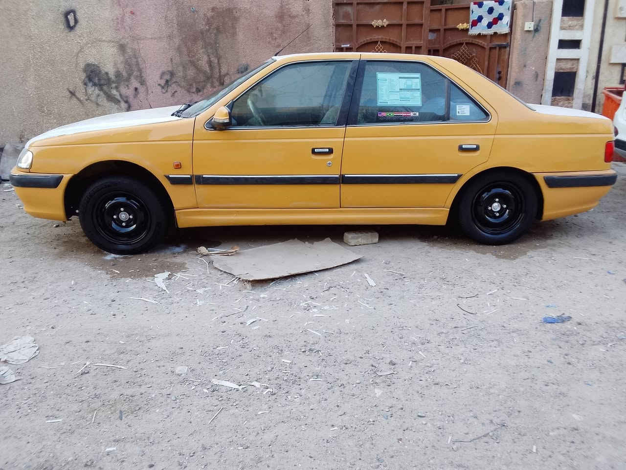 سلام عليكم للبيع بيجو بارص موديل 2011سياره خير من الله مكينه كير صدر تخم تاير مدوشمه عارضه 33مكاني الزعفرانية ***********
