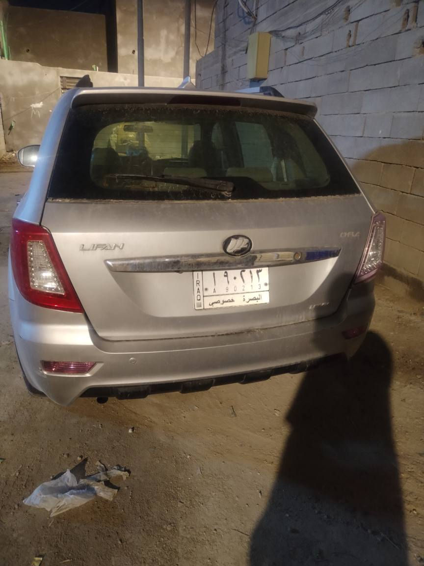 سلام عليكم 
ليفان اكس 60 موديل 2015
سنوية لغاية 2028
سيارة كير عادي تبريد شغال رقم بصرة وراعيها بصرة مصبوعة عام بسبب الجراد مابيها ضربة
سعر 55 وبيها مجال 
*********** البصرة, العراق
