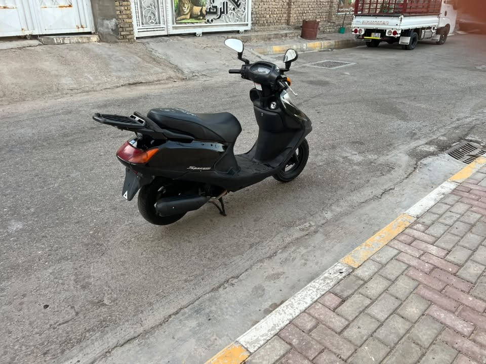 دراجه سبيسي  ياباني جاهزه كل نقص ما مبيه قفل صندوق شغال قفل ستيرن  ما بيه كل نقص مكينه خرسه ناعمه فول سلف هندر شغالات الهاتف *********** المكان كوت الزهراء
