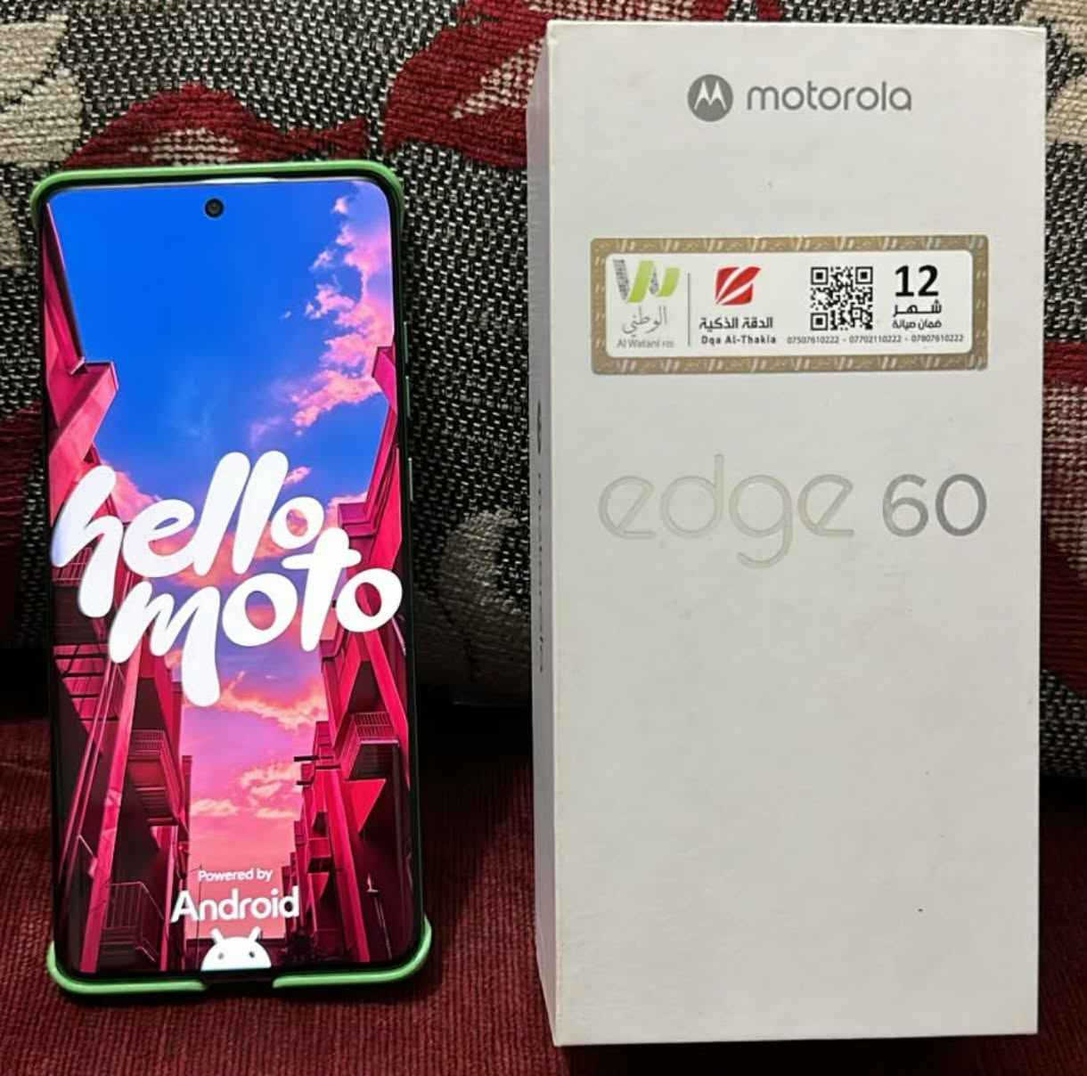 Motorola Edge 60:
شاشة 6.67 بوصة pOLED منحنية، دقة 2712×1220، وتردد 120Hz. �

معالج MediaTek Dimensity 7300 

ذاكرة 12GB RAM.
تخزين 512GB مع دعم microSD حتى 1 تيرابايت. �

كاميرات خلفية:
50MP رئيسية
50MP واسعة جداً (Ultra-wide)
10MP تقريب بصري 3×

كاميرا أمامية 50MP. �

بطارية 5200mAh
شحن سريع 68 واط. �

نظام Android  16. �

مقاومة ماء وغبار IP68/IP69. 
الجهاز استعمالها إقل  من اسبوع  
فقط بيع بدون مراوس 
سعره 360000 قفل 
مكاني بغداد الكسرة توصيل ماعندي اعتذر 
رقمي 
*********** بغداد, العراق
