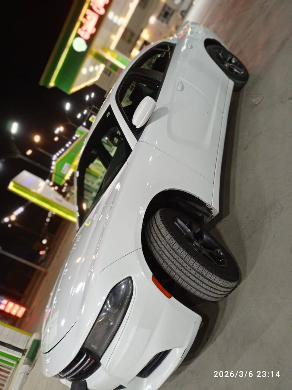 السلام عليكم
دوج جارجر موديل 2015

سياره شماليه اربيل  رقم دولي شرط تحويل وكاله 

محرك 3600

مكفوله من الصبغ والتبديل / ملاحضةةةة بيها باردات فقط
 
كير  مكينه كفاله 

 حداديه امامي خلفي جديد 

تخم تاير جديد + ويل 18 
 السعر  190 وبيها مجال بسيط

مكان السياره بالعماره  تواصل  ***********
