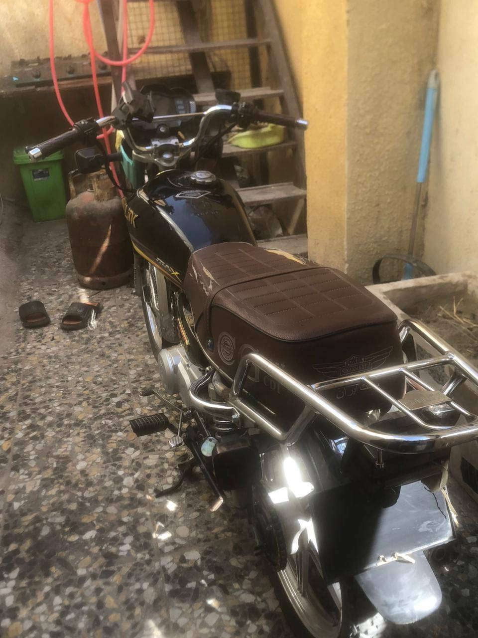 تايكر 4 كير موديل 24 شهر 9 سعر 500 وبيهه مجال بسيط مكاني بغداد الزعفرانيه ***********
