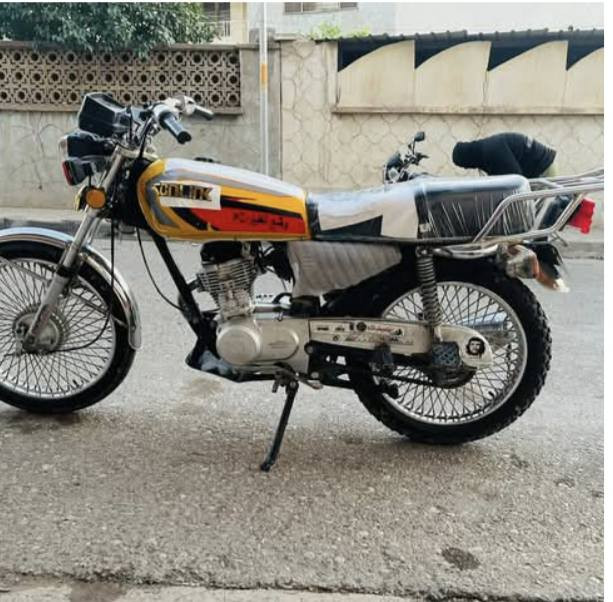 سلام عليكم 
دراجه موديل 2020للبيع مابيهه عيب 
سعره 375
***********
