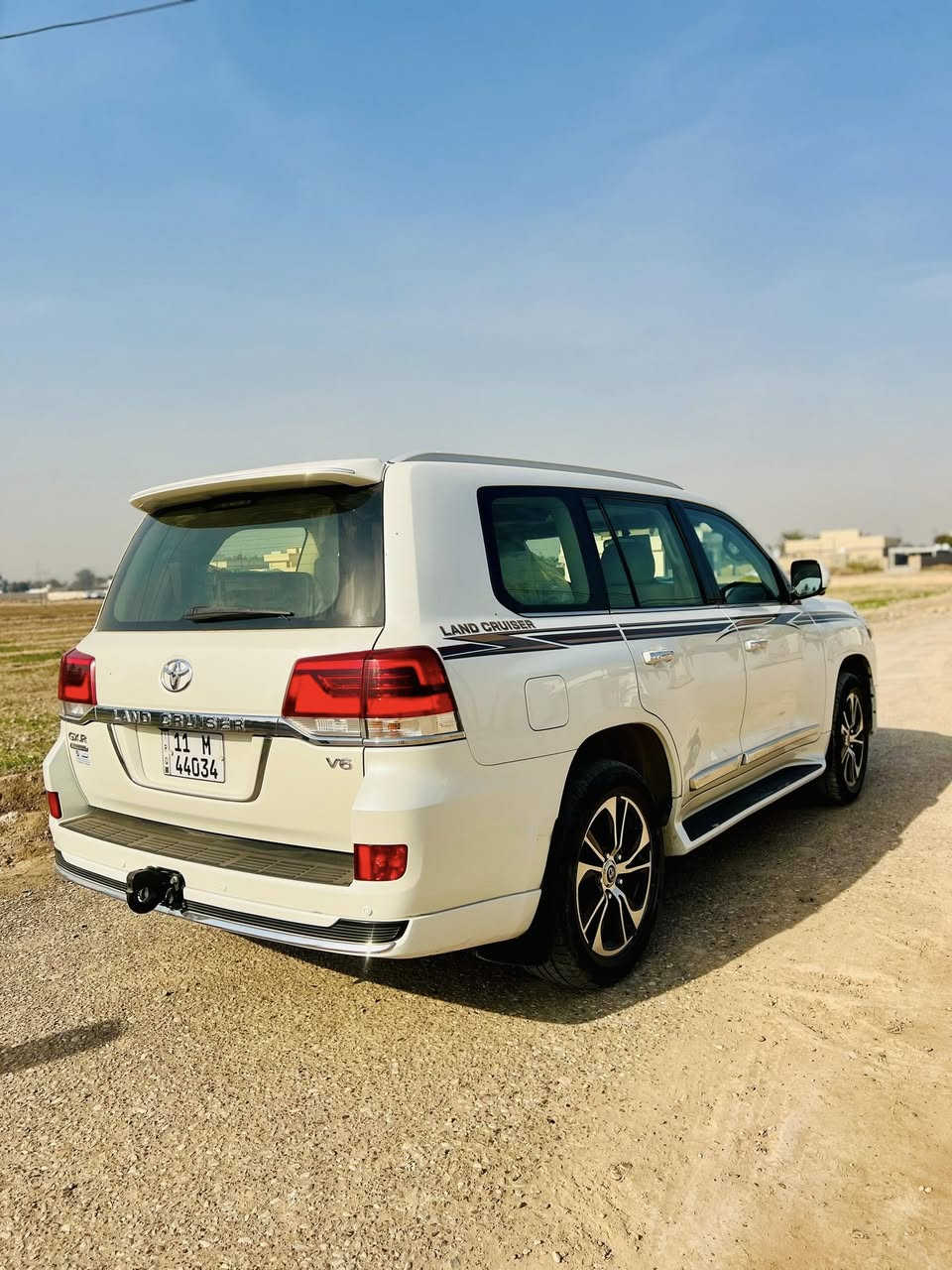 السلام عليكم لاندكروز (21)بريم اصل
فول موصفات رقم بغداد تحويل مباشر 

فتحه .6سلندر.كراسي كهرباء 

جنطه كهرباء.مطفايه.

7راكب جلد 5كامرات باقي موصفات المعروفه البريم 

مكاني بغداد لسعر 545

***********
