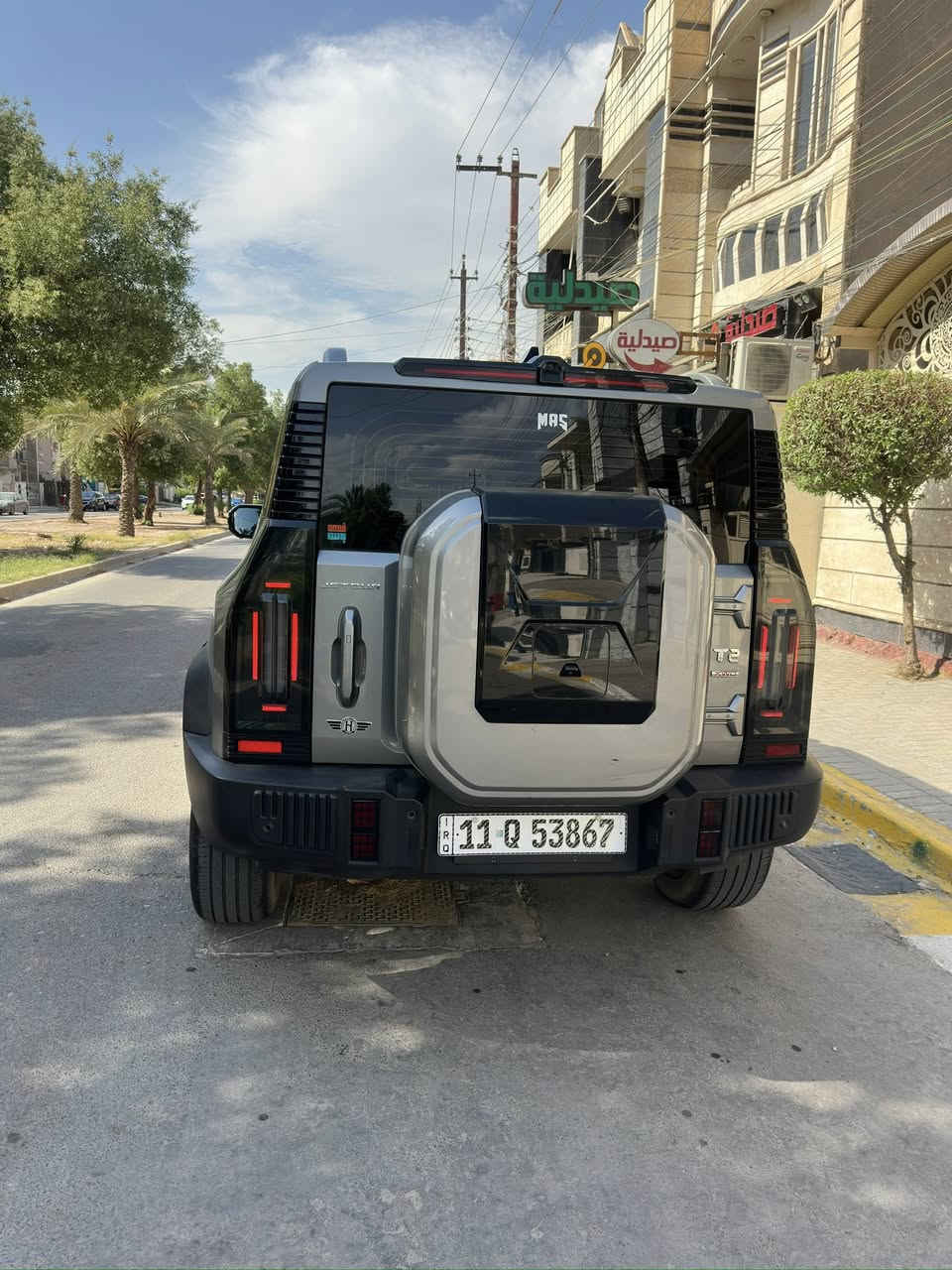 جيتور موديل2025
ماشيه 30,000 

سياره مكفوله كفاله عامه

موصفات 

اربع كامرت

حساس اماي خلفي 

لون الداخل اللميز الزيتوني والحزام البرتقالي

بنرامه

اربع رادرت 

كراسي تحكم كهربا 

فول السياره 

السعر 36/500 مليون

العنوان بغداد السيديه 

‭+٩٦٤ ٧٧٢ ٩٦٨ ١٧٥٨‬
