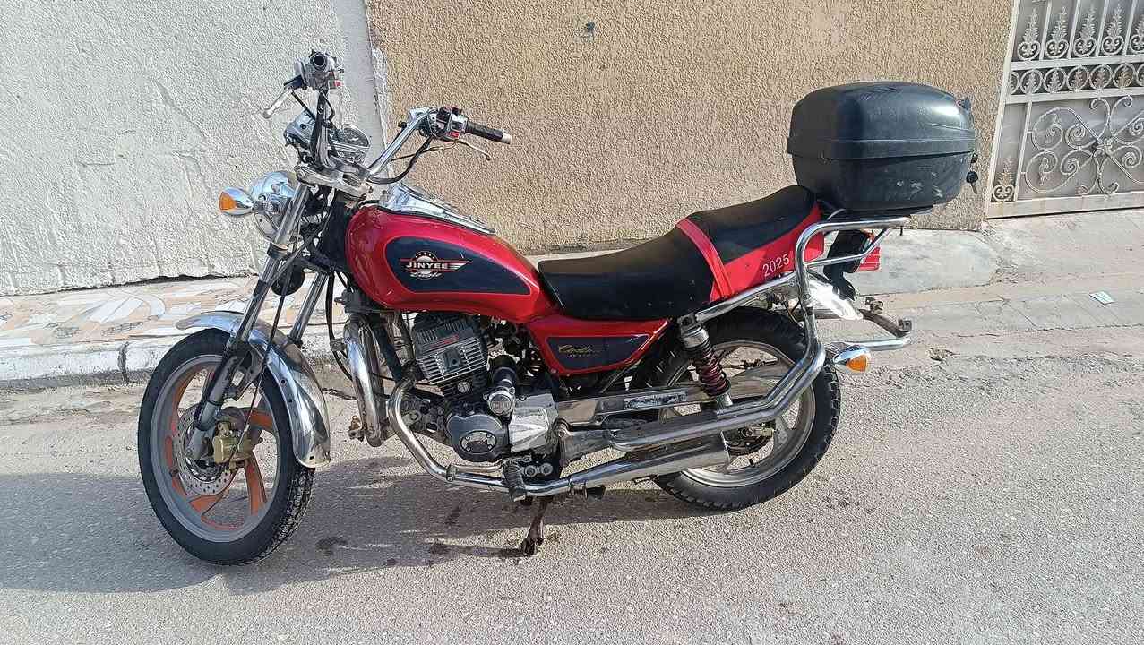 السلام عليكم 
تايموته 2017 
تعمير 2025  وب450 وبيها مجال لشراي 
***********
مكاني  ناصريه الاسكان الصناعي
