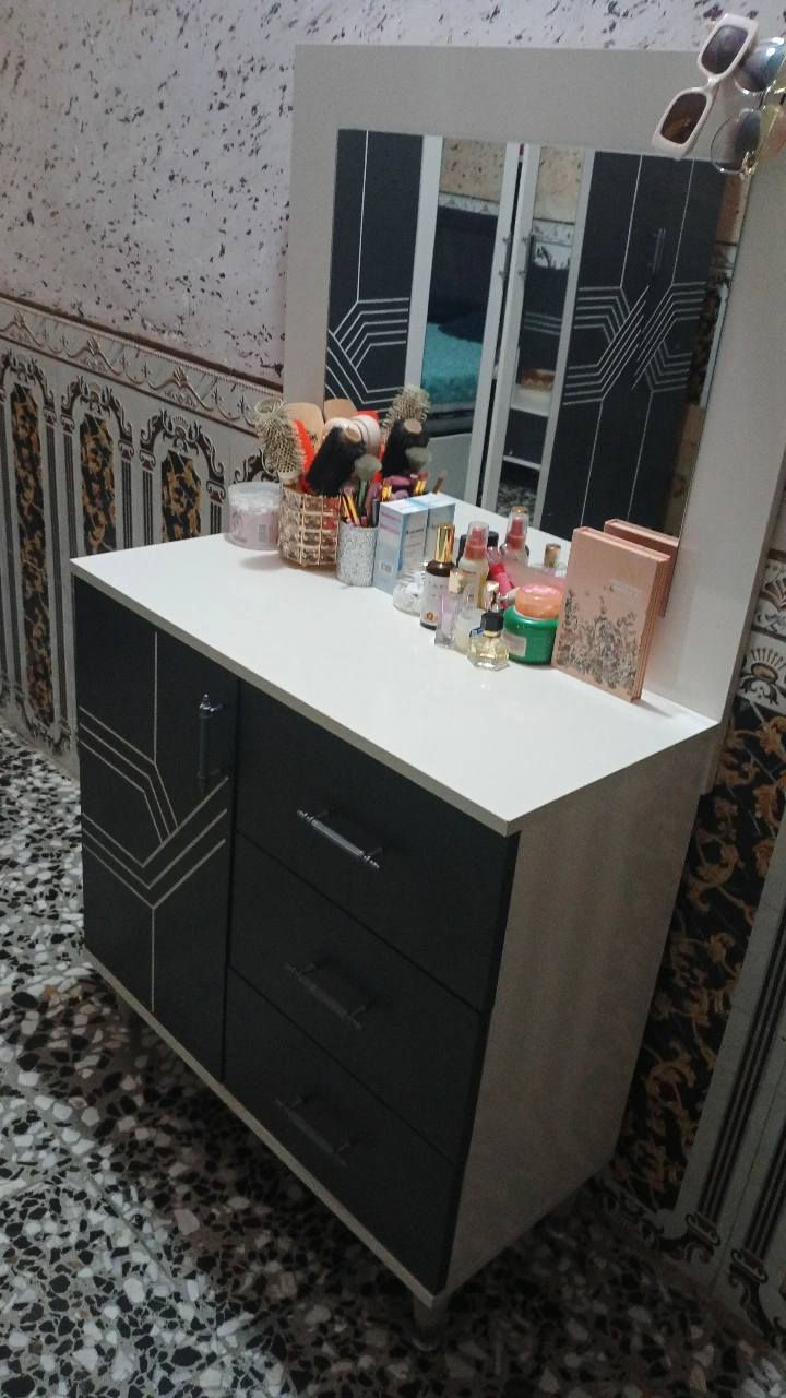 غرفه نوم تركية نضيفة 5قطع 550وبيها مجال مكاني المحمودية للاستفسار


**إذا كنت صاحب هذا الإعلان وتريد حذفه لأي سبب، رجاءا أرسل رسالة إلى الدعم الفني**